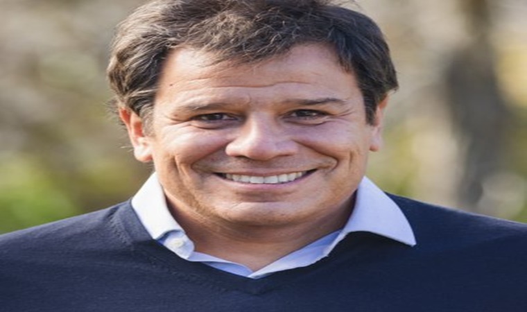 Facundo Manes renuncia a su precandidatura para las PASO