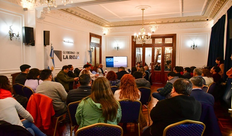 Suman aportes para el diseño del Plan Maestro de Agua