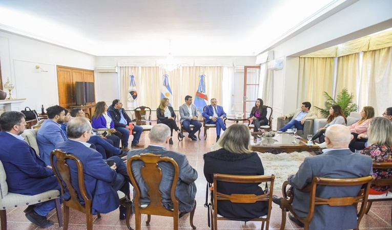 Quintela se reunió con rectores de universidades publicas y privadas radicadas en La Rioja