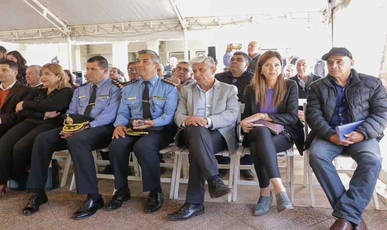 Entegaron adicional jubilatorio a empleados públicos