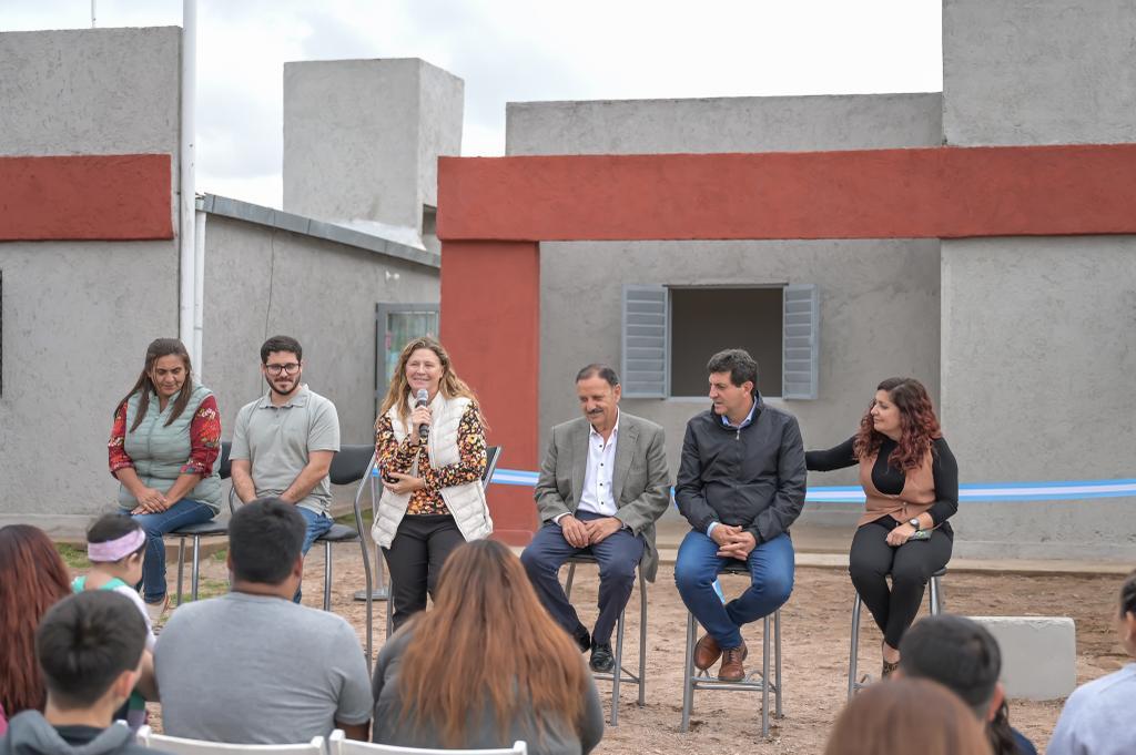 Entegaron viviendas a beneficiarios del Plan Angelelli
