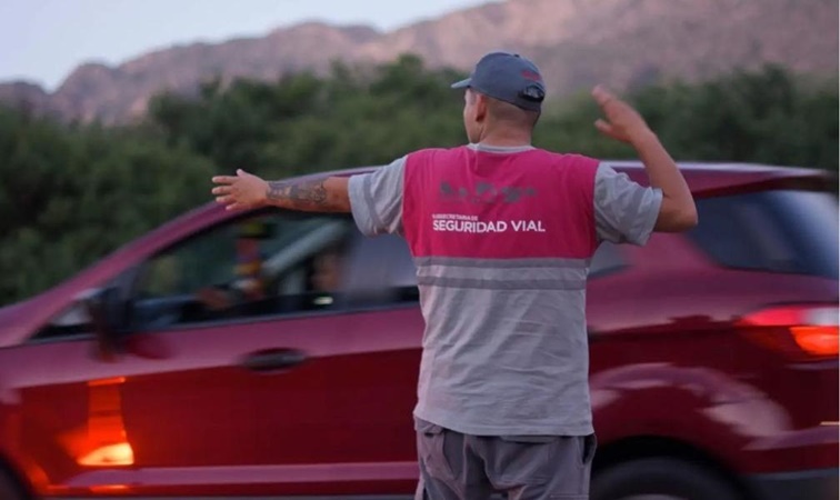 Disponen intensos controles de tránsito para fiestas de fin de año