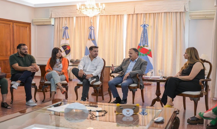 Presentaron relevamiento social provincial al gobernador