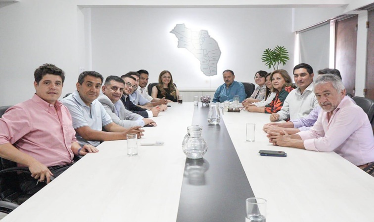 Intendentes apoyan a Quintela como candidato a presidente del PJ