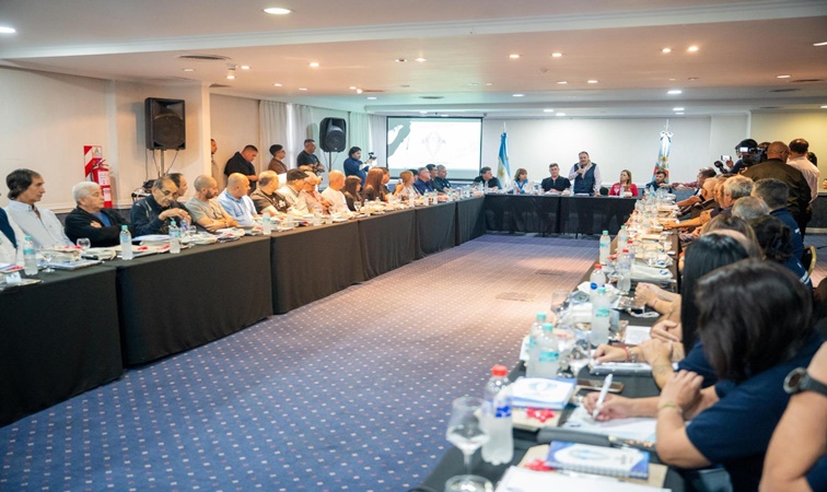 Los textiles buscan consensos frente a la crisis del sector