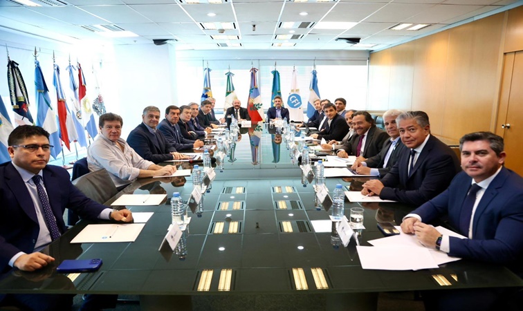 Mandatarios provinciales reclaman respuestas al Gobierno Nacional