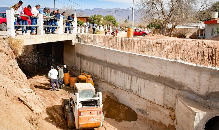 Avanza la construcción del Dique Trasvase en Chamica