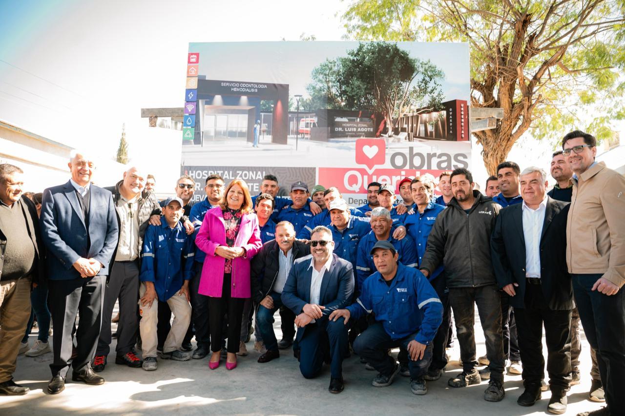 Quintela verificó la marcha de trabajos en el hospital de Chamical