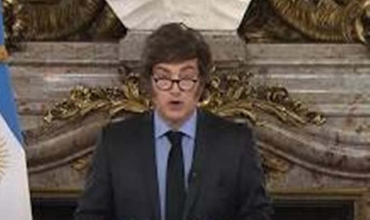 El presidente presentó el proyecto Presupuesto 2026