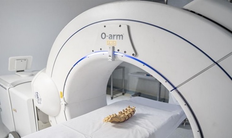 Córdoba incorpora un scanner móvil 3D y navegación avanzada para cirugías de alta precisión