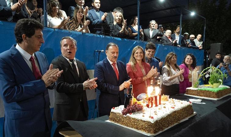 Quintela presidió los actos por un nuevo aniversario del Departamento Chilecito