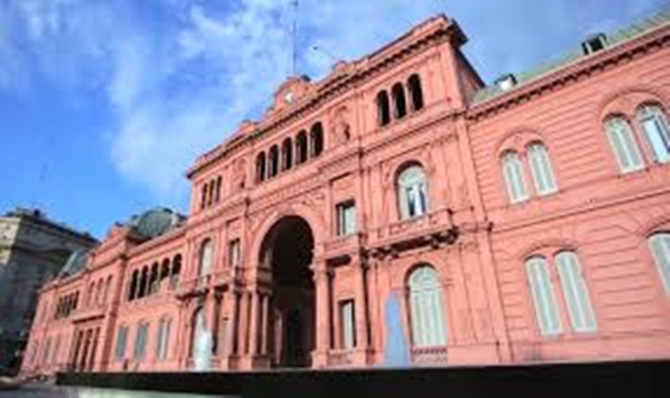Preocupa a AEDBA la prohibición de ingreso de periodistas a Casa Rosada