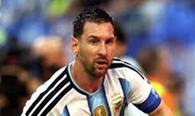 Argentina venció a Cabo Verde en un duro partido