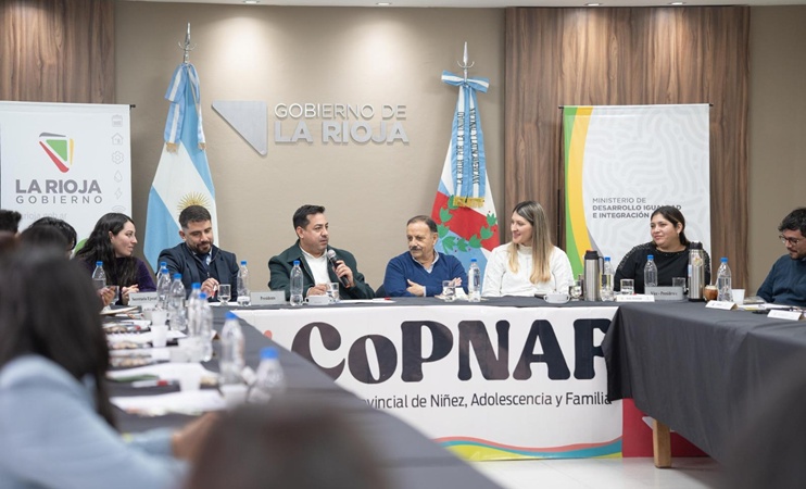 Definen nuevas líneas de Niñez, Adolescencia y Familia